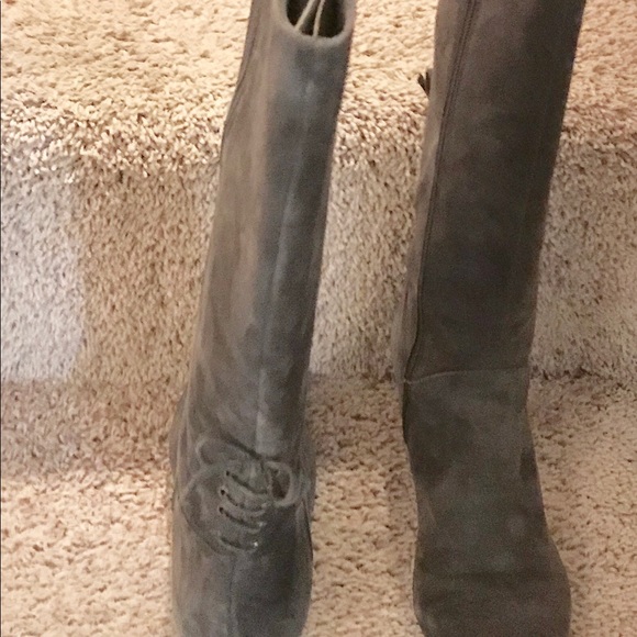 Gorgeous suede boots!!! - Picture 3 of 3